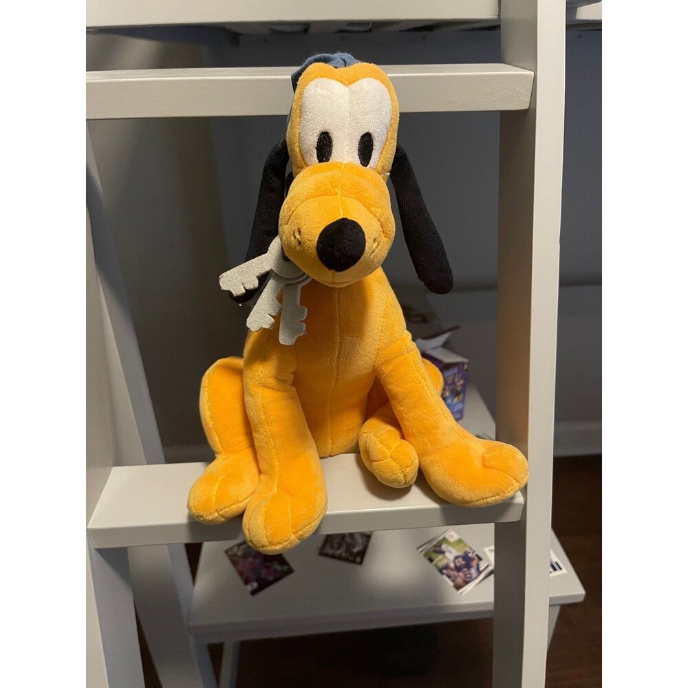 Disney Theme Parks Pirates of the Caribbean Pluto Dog w/ Keys Plush Toy